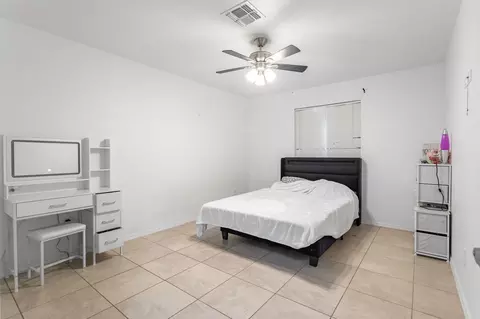 Bedroom - 7913 E 34 Pl, Yuma, AZ 85365 photo 5 of 7