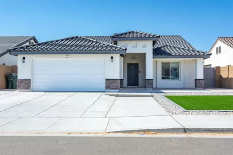 Exterior - 7913 E 34 Pl, Yuma, AZ 85365 photo 2 of 7