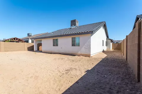 Exterior - 7913 E 34 Pl, Yuma, AZ 85365 photo 5 of 7