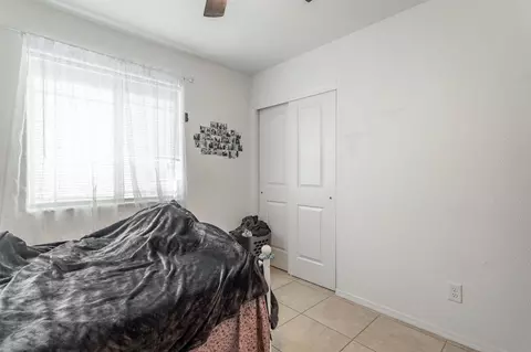 Bedroom - 7913 E 34 Pl, Yuma, AZ 85365 photo 2 of 7