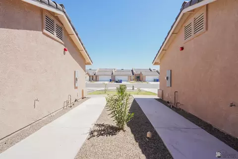 Entry Way - 7348 E 37 St, Yuma, AZ 85365 photo 3 of 4