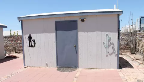 Exterior - 9676 E 33 Ln, Yuma, AZ 85365 photo 6 of 7