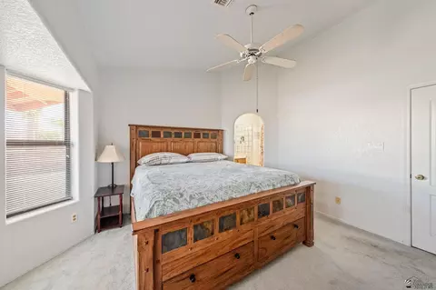 Bedroom - 13381 E 40 Dr, Yuma, AZ 85367 photo 3 of 4