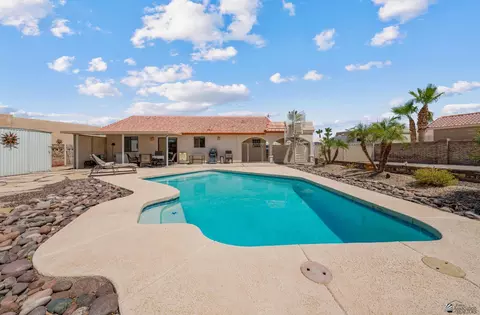 Exterior - 13381 E 40 Dr, Yuma, AZ 85367 photo 7 of 14
