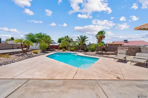 Exterior - 13381 E 40 Dr, Yuma, AZ 85367 photo 8 of 14