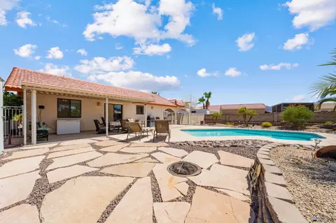 Exterior - 13381 E 40 Dr, Yuma, AZ 85367 photo 4 of 14