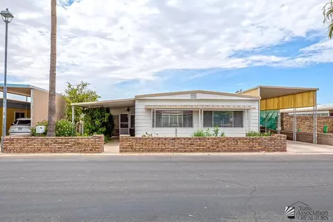 725 W Ocotillo Ln, Yuma, AZ 85365