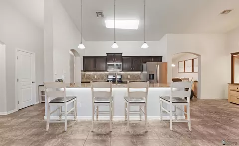Kitchen - 11514 E 35 Pl, Yuma, AZ 85367 photo 2 of 5