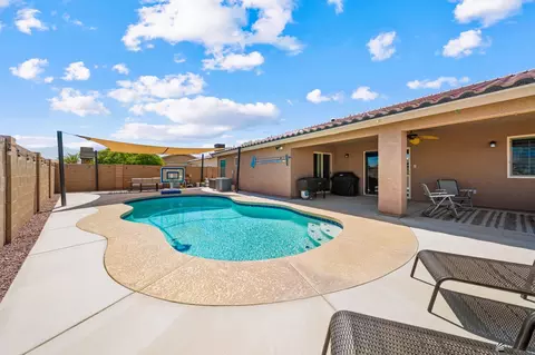Exterior - 11514 E 35 Pl, Yuma, AZ 85367 photo 3 of 7