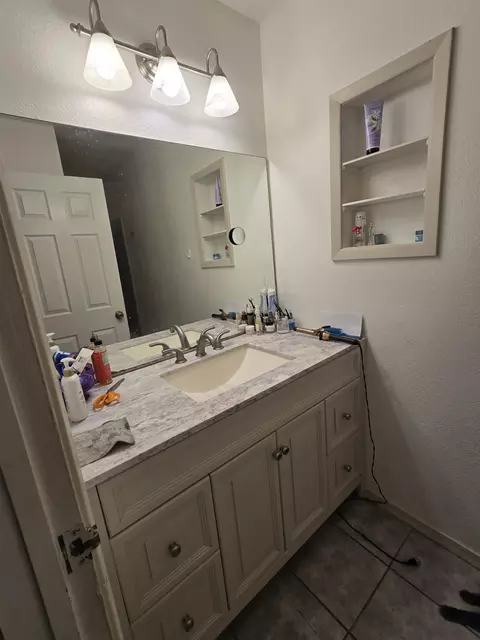 Bath - 651 E 24 St # 11, Yuma, AZ 85365 photo 1 of 4