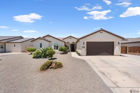 3328 W 39 Pl, Yuma, AZ 85365