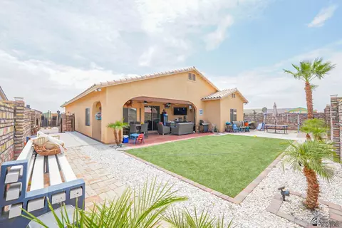Exterior - 14646 E 49 Dr, Yuma, AZ 85367 photo 6 of 8