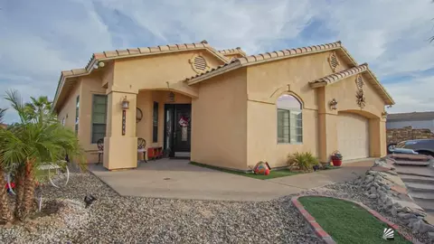Exterior - 14646 E 49 Dr, Yuma, AZ 85367 photo 2 of 5