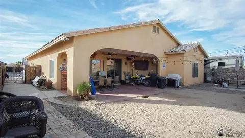 Exterior - 14646 E 49 Dr, Yuma, AZ 85367 photo 3 of 5