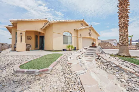 Exterior - 14646 E 49 Dr, Yuma, AZ 85367 photo 4 of 8