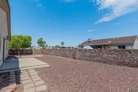 Exterior - 10112 E 36 St, Yuma, AZ 85365 photo 10 of 10