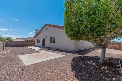 Exterior - 10112 E 36 St, Yuma, AZ 85365 photo 4 of 10