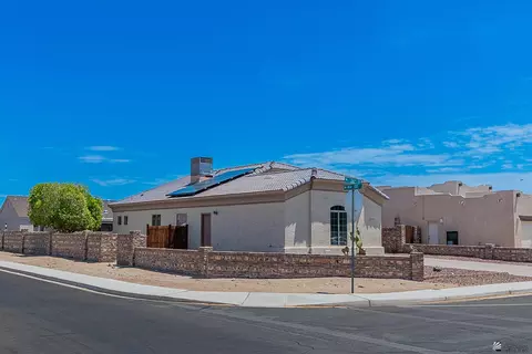 Exterior - 10112 E 36 St, Yuma, AZ 85365 photo 8 of 10