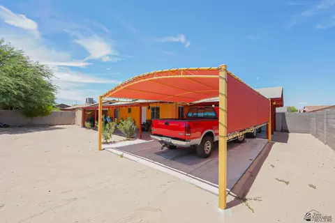 Exterior - 8559 E 38 Ln, Yuma, AZ 85365 photo 4 of 9