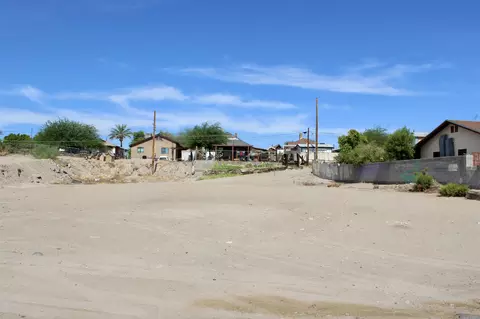 650 S Madison Ave, Yuma, AZ 85364 photo 3
