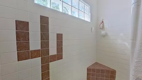 Bath - 13433 E 55 Ln, Yuma, AZ 85367 photo 3 of 3