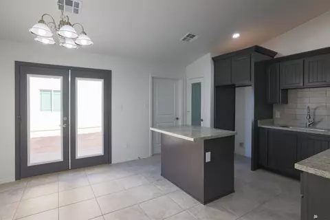 Kitchen - 10820 E 45 St, Yuma, AZ 85367 photo 1 of 2