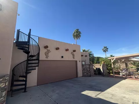 Exterior - 13870 E 49 Ln, Yuma, AZ 85367 photo 10 of 16