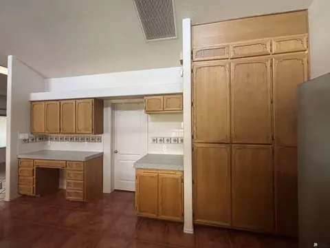 Kitchen - 13870 E 49 Ln, Yuma, AZ 85367 photo 2 of 6