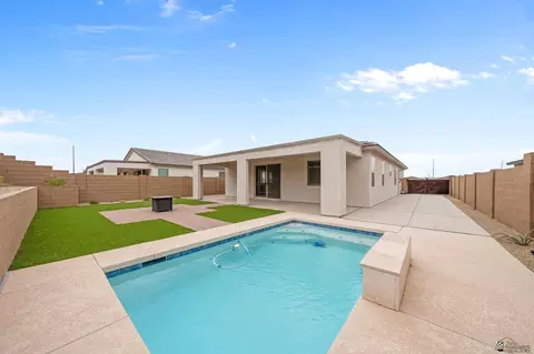 Exterior - 7631 E 35 Pl, Yuma, AZ 85367 photo 6 of 11