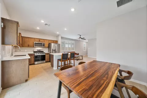 Dining - 7631 E 35 Pl, Yuma, AZ 85367 photo 1 of 1