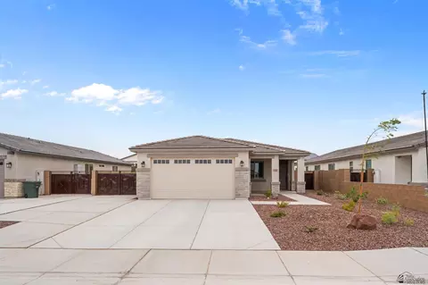 Exterior - 7631 E 35 Pl, Yuma, AZ 85367 photo 3 of 11