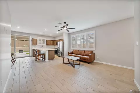 Living - 7631 E 35 Pl, Yuma, AZ 85367 photo 1 of 1