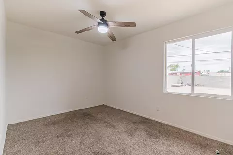 Bedroom - 910 E 25 Pl, Yuma, AZ 85365 photo 7 of 7