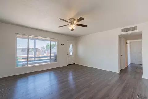 Living - 910 E 25 Pl, Yuma, AZ 85365 photo 1 of 4