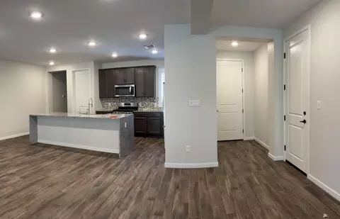 Entry Way - 14814 E 41 St, Yuma, AZ 85367 photo 1 of 4