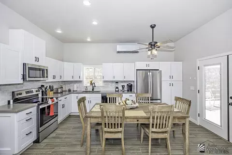 Kitchen - 13283 E 54 Dr, Yuma, AZ 85367 photo 1 of 4