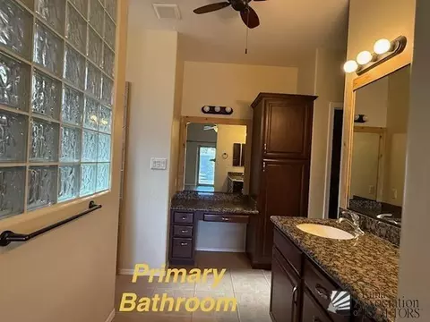 Bath - 7922 E 36 Pl, Yuma, AZ 85365 photo 1 of 6