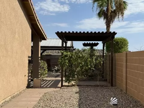 Exterior - 7922 E 36 Pl, Yuma, AZ 85365 photo 5 of 9
