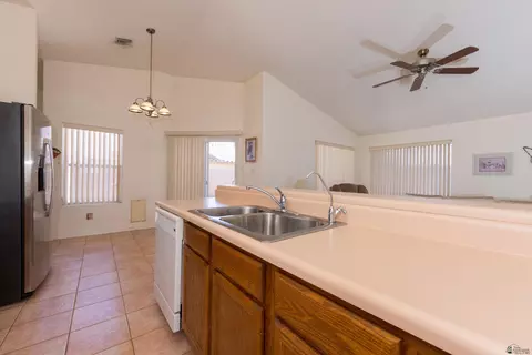 Kitchen - 11145 E 26 Ln, Yuma, AZ 85367 photo 1 of 6