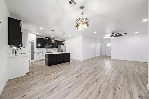Entry Way - 7968 E 35 Pl, Yuma, AZ 85365 photo 1 of 2