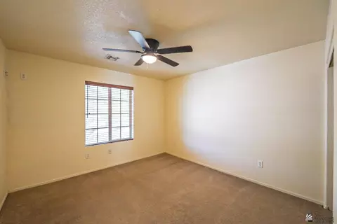 Bedroom - 11605 E 26 Ln, Yuma, AZ 85367 photo 5 of 7