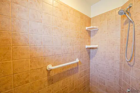 Bath - 11605 E 26 Ln, Yuma, AZ 85367 photo 2 of 3