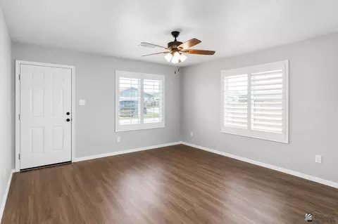 Living - 7943 E 45 Ln, Yuma, AZ 85365 photo 1 of 3
