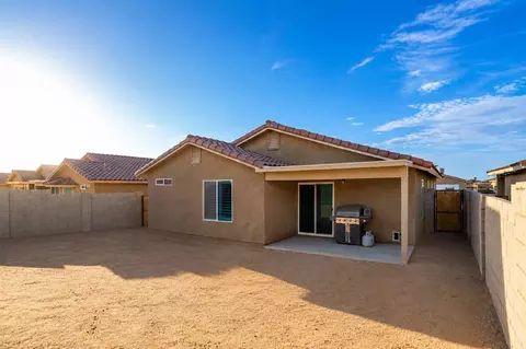 Exterior - 7943 E 45 Ln, Yuma, AZ 85365 photo 5 of 5