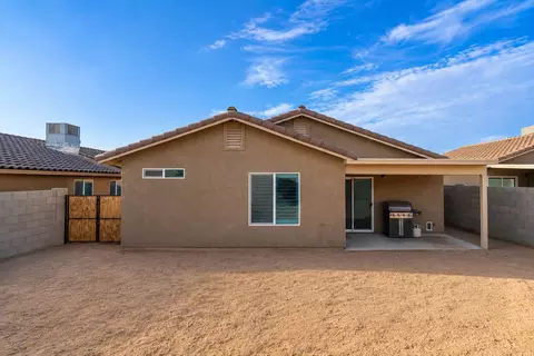 Exterior - 7943 E 45 Ln, Yuma, AZ 85365 photo 3 of 5
