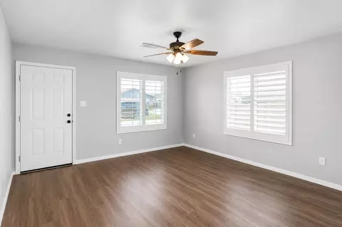 Living - 7943 E 45 Ln, Yuma, AZ 85365 photo 1 of 3
