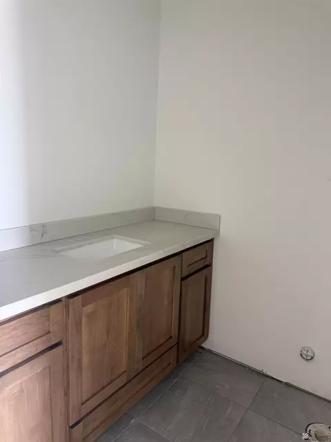Bath - 12654 E 51 Ln, Yuma, AZ 85367 photo 1 of 6