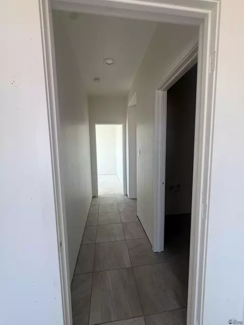 Entry Way - 12654 E 51 Ln, Yuma, AZ 85367 photo 2 of 3