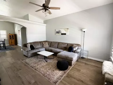 Living - 10600 E 34 Pl, Yuma, AZ 85365 photo 3 of 3