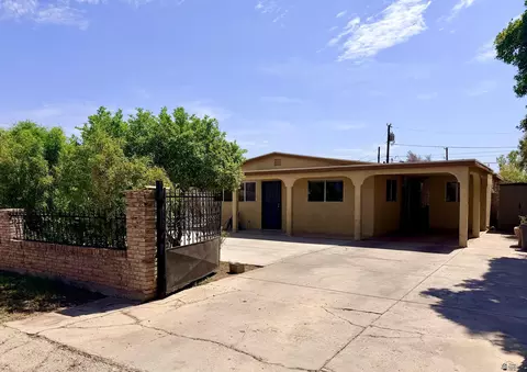 657 S 19 Ave, Yuma, AZ 85364